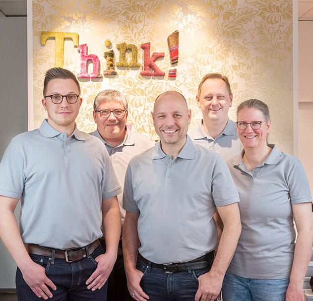 Unser Team begegnet Ihnen mit einem Lächeln